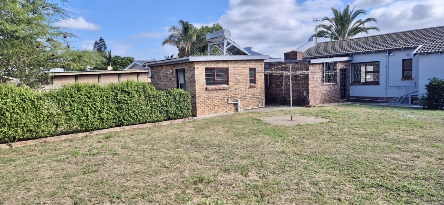 4 Bedroom Property for Sale in Windsor Park Eastern Cape